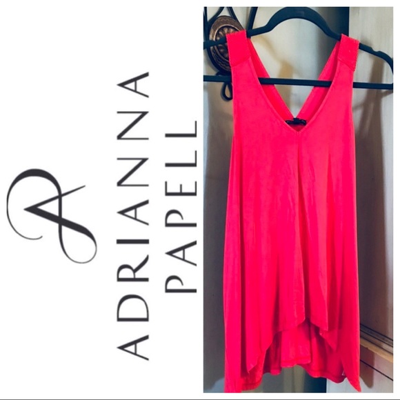 Adrianna Papell Tops - SALE🌈 Adrianna Papell hanky top. Curved hem M
